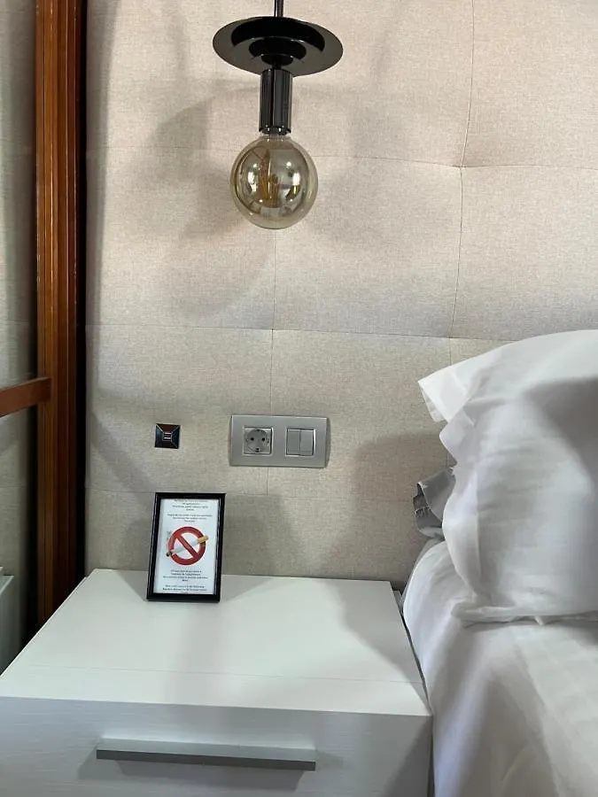Apartamento Nemingzhen Tarifa 0*,  España